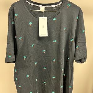 Men's XL Sovereign Code T shirt black with palm trees